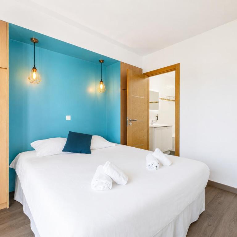 Les 15 Pins & La Mer - Piscines, Plage à 5min, Climatisation - Appartement 2 Chambres avec Balcon - 19