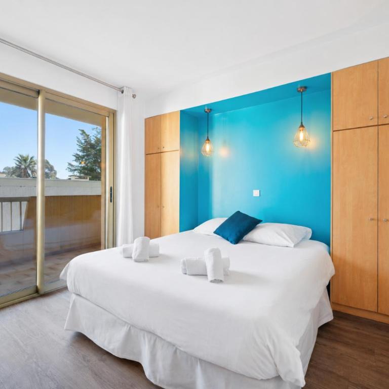 Les 15 Pins & La Mer - Piscines, Plage à 5min, Climatisation - Appartement 2 Chambres avec Balcon - 32