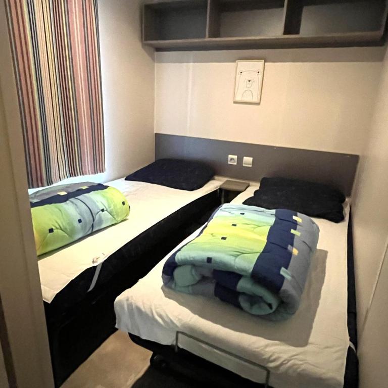 Luxe 6 persoons Chalet camping Leï Suves Cote d'Azur Roquebrune-sur argens - Chalet 3 Chambres - 7