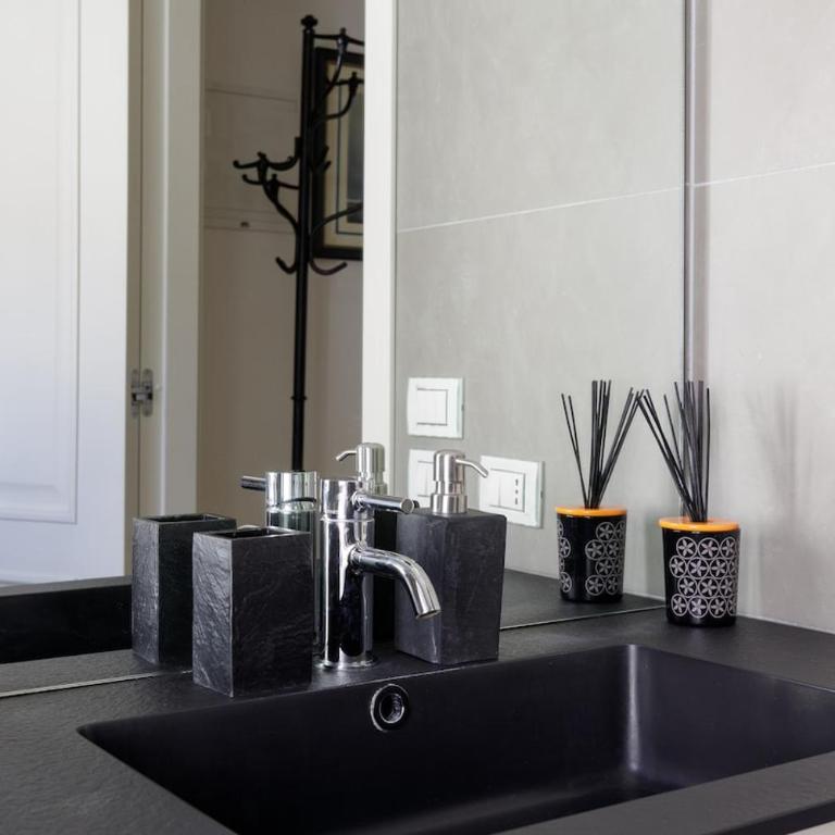 Apartments Trieste Centro I Piazza Unità - Appartamento con 2 Camere da Letto - 25
