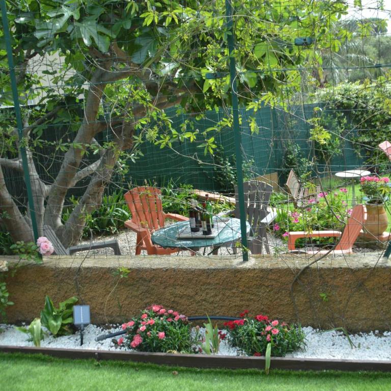 maison collioure - Three-Bedroom Vacation Home - 38