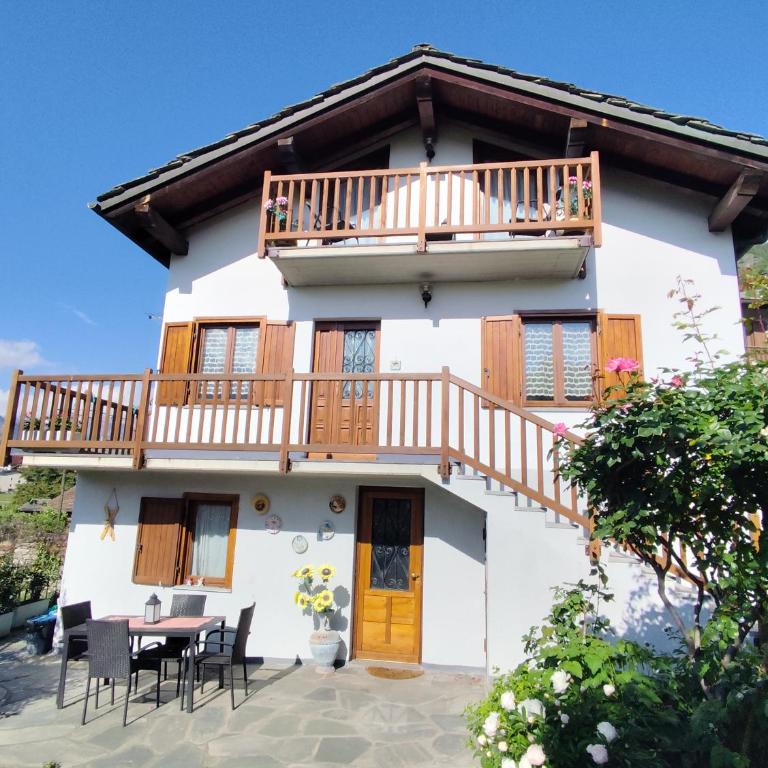VILLA ADRY Aosta Sarre Your freedom - Villa - 1