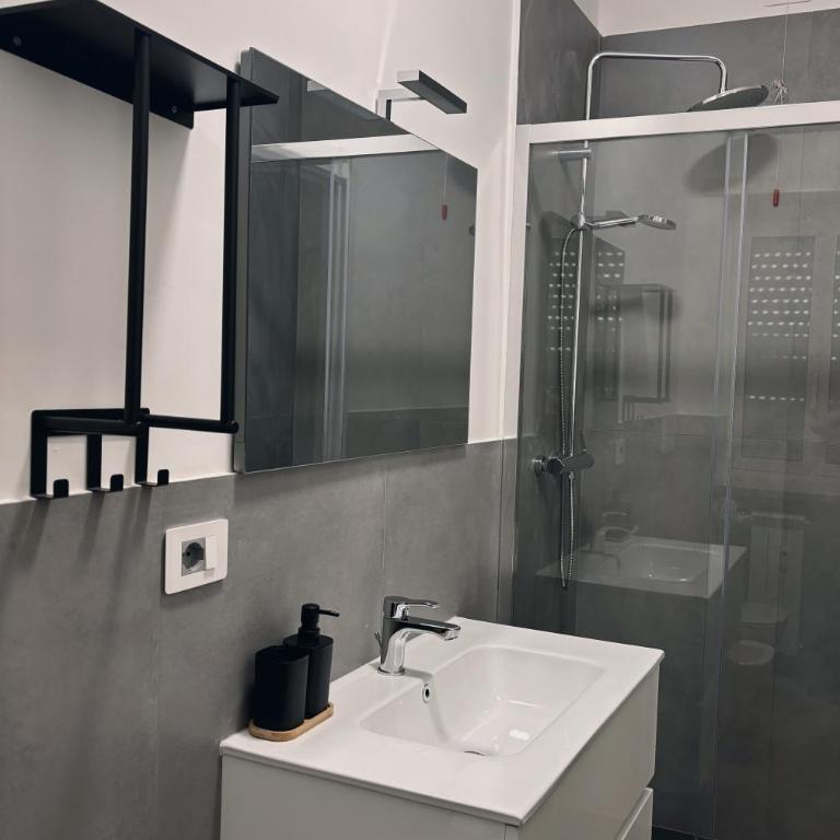 Casa Garbatella - Appartamento con 1 Camera da Letto - 2