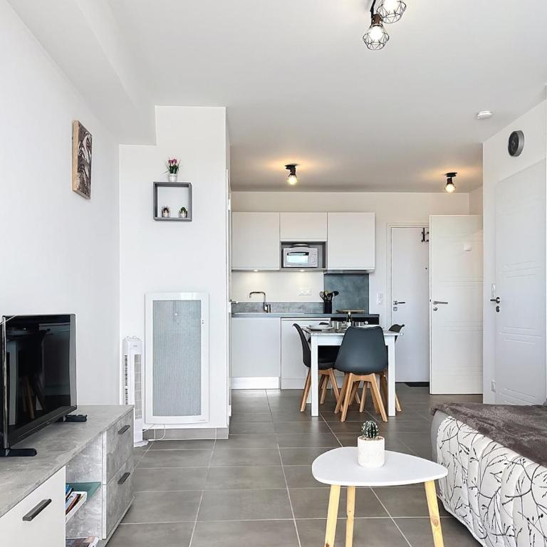 L'Allegria 1 ch, wifi, terrasse, parking, neuf - Appartement 1 Chambre - Vue sur Jardin - 5