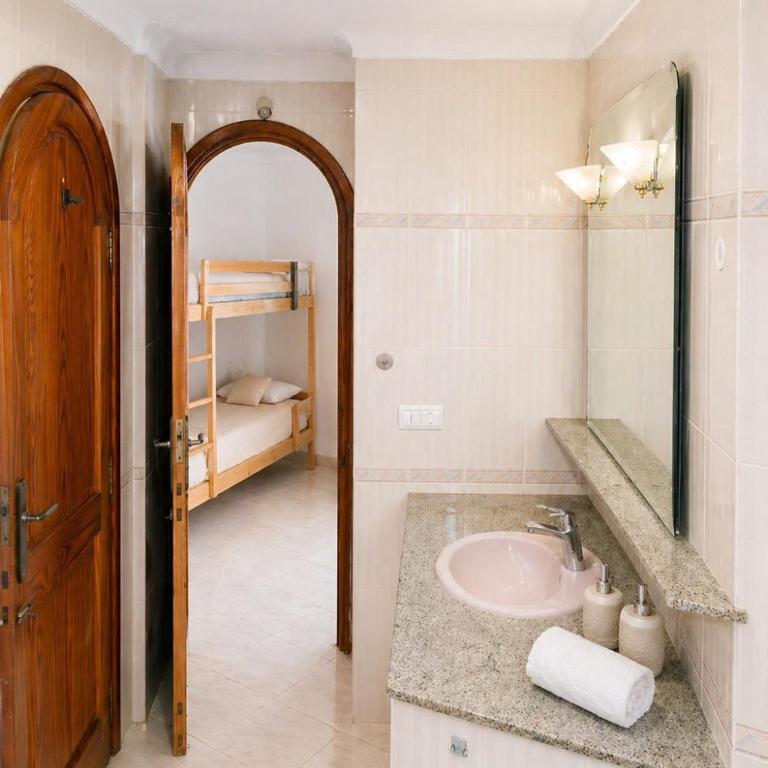 Espectacular villa en ibiza , con piscina privada - Villa de 3 dormitorios - 7