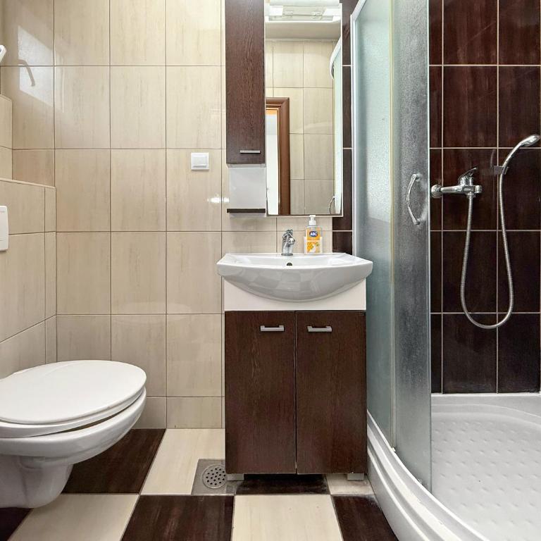 Villa Sara Wellness, Bar, Sutomore - Standardna Dvokrevetna Soba sa Zasebnim Krevetima i Pogledom na Planine - 2