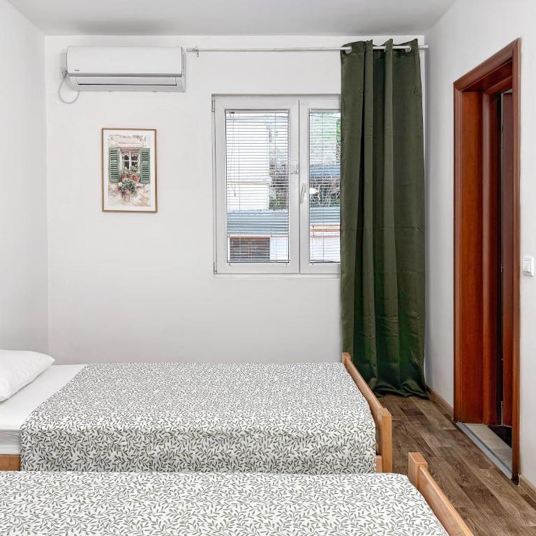 Villa Sara Wellness, Bar, Sutomore - Standardna Dvokrevetna Soba sa Zasebnim Krevetima i Pogledom na Planine - 5