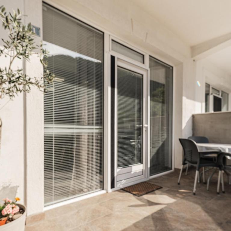 Apartments Boka Pearl - Apartment - 25
