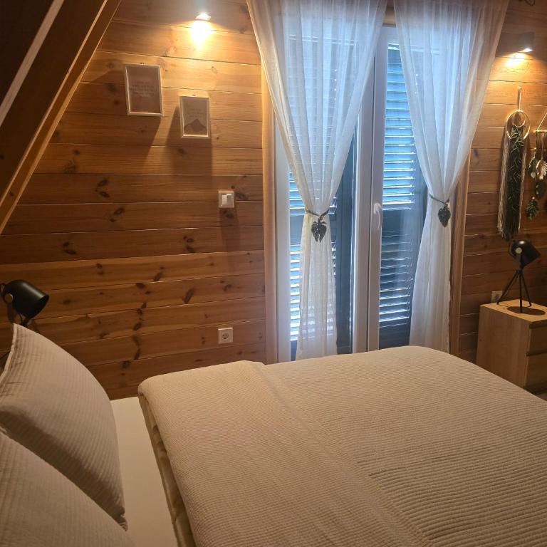 Melanija - Two-Bedroom House - 9