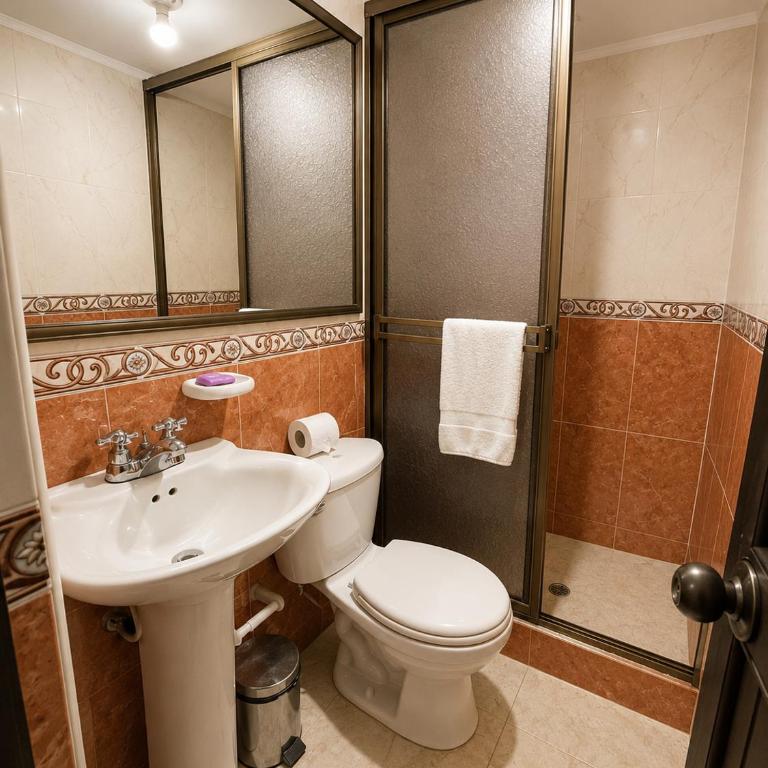 Hotel Ejecutivo 63 In - Habitación Doble Estándar - 5