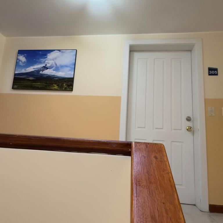 Unleash Charm & Comfort Oldtown Quito Best Location! - One-Bedroom Apartment - 7