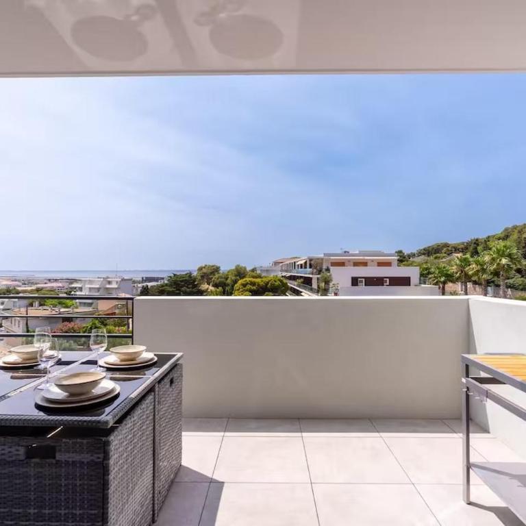 Appartement Sète Corniche proche plage - Terrasse, Parking, Clim, WiFi - Apartment mit 2 Schlafzimmern - 6