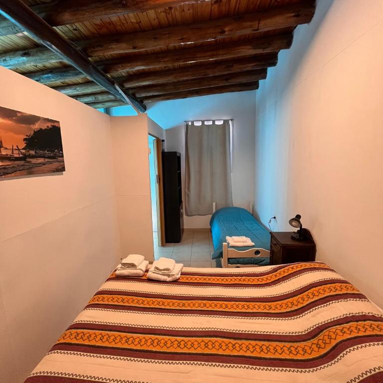 Mendoza Apartments - One-Bedroom Apartment - 5