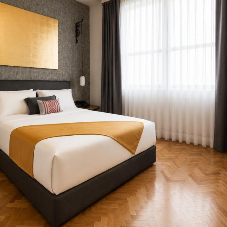 Hotel Bellas Artes - Standard Suite - 7