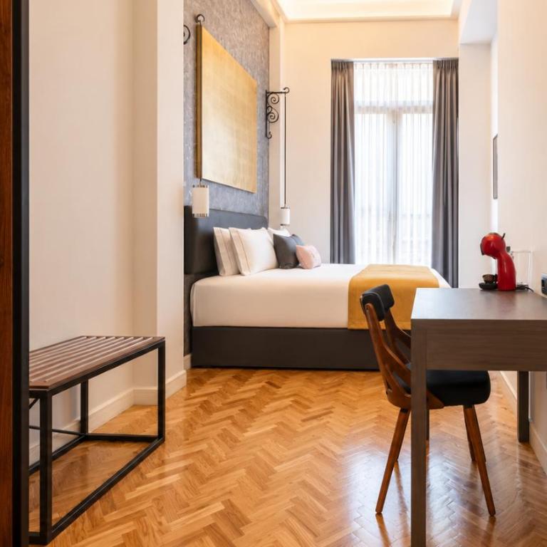 Hotel Bellas Artes - Double Room with Balcony - 5