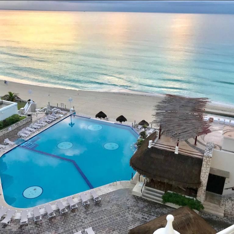 Caribbean View at Cancun Plaza Beachfront Condos - Estudio con vistas al mar - 14