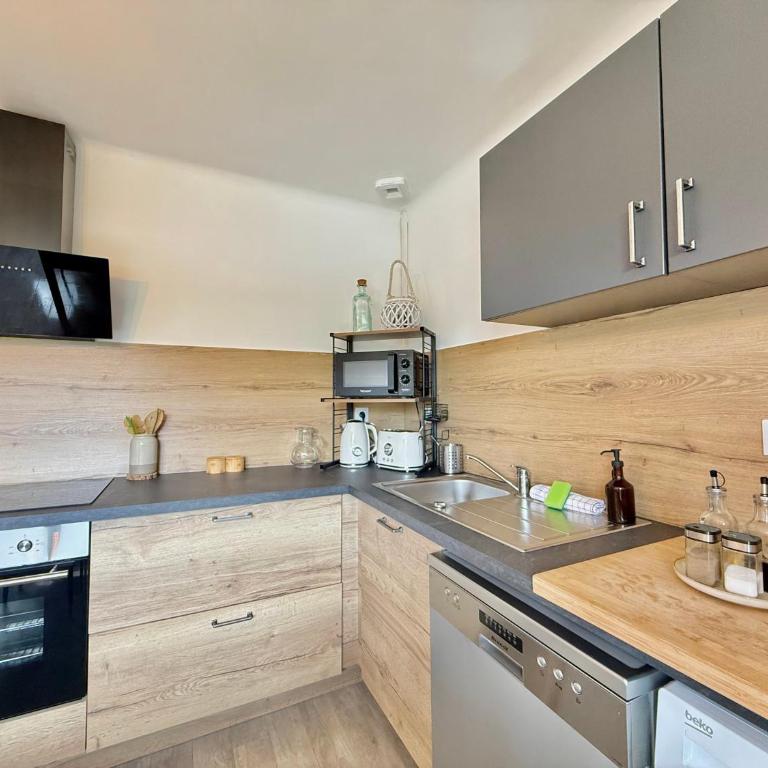 Calme & Nature - Plancha - Plages à 5 min - Three-Bedroom Apartment - 10
