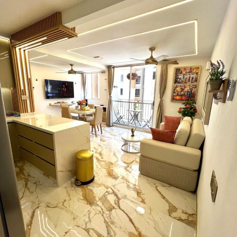 Lujoso Apartamento Con Piscina En Conjunto Cerrado - Apartamento de 2 dormitorios con vistas - 3