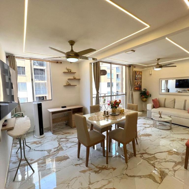 Lujoso Apartamento Con Piscina En Conjunto Cerrado - Apartamento de 2 dormitorios con vistas - 10
