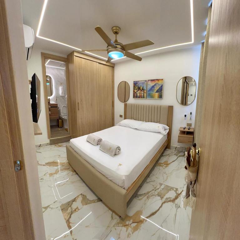 Lujoso Apartamento Con Piscina En Conjunto Cerrado - Apartamento de 2 dormitorios con vistas - 14