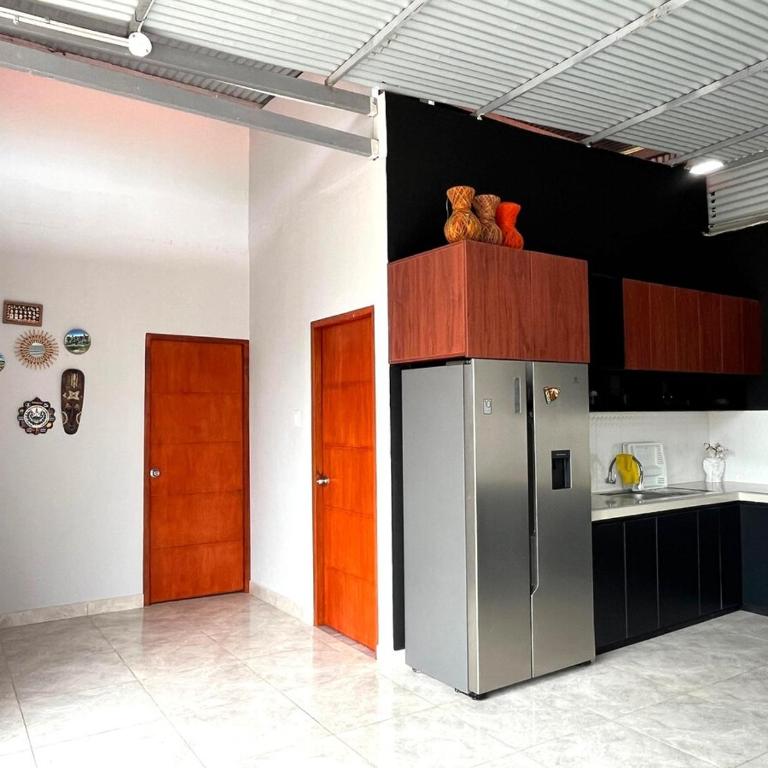 La Casa DiParis - Two-Bedroom House - 2