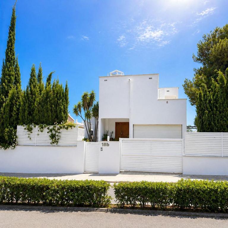 Preciosa villa con piscina, jardín y vistas al mar WIFI - Villa - 8