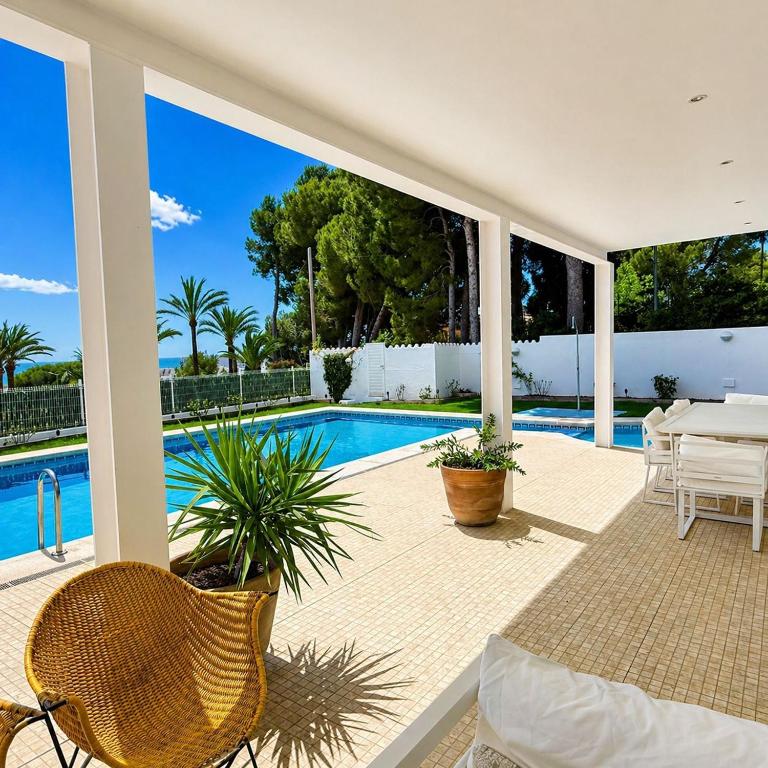 Preciosa villa con piscina, jardín y vistas al mar WIFI - Villa - 70