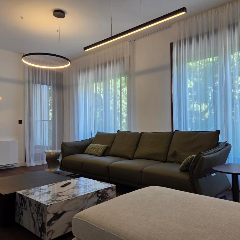 Paster Plaza deluxe apartments - Apartman sa 3 Spavaće Sobe i Balkonom - 1