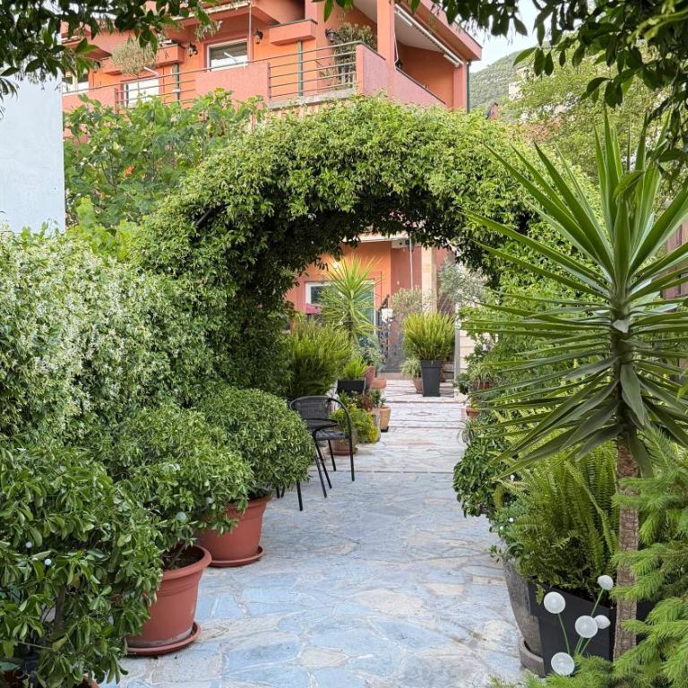 Grand Apartments Scepanovic - One-Bedroom Apartment with Terrace - 17