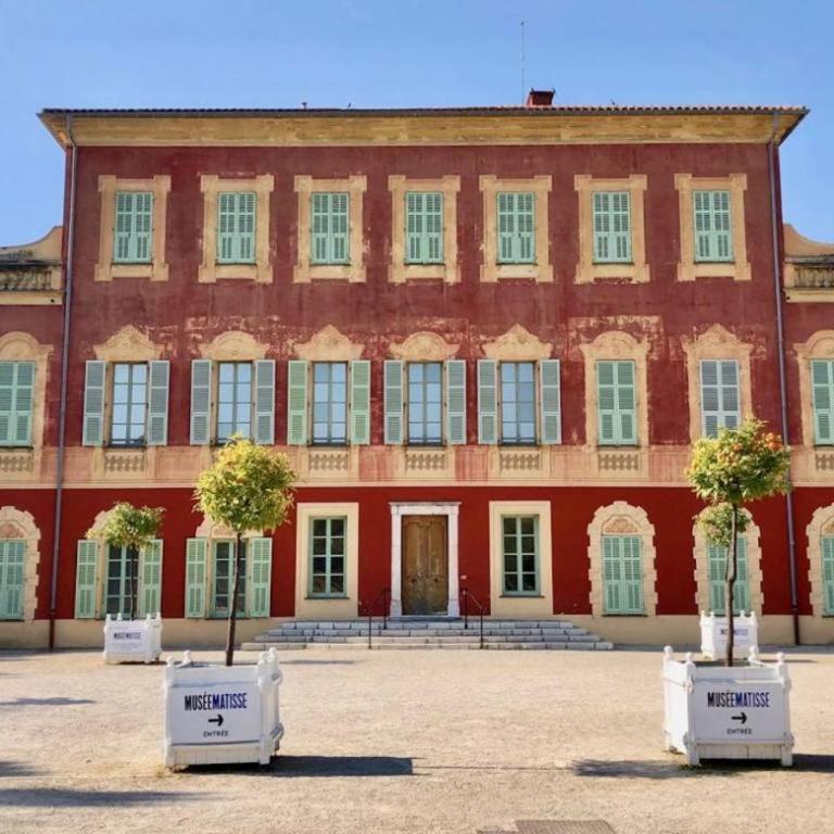 PANTHEON- App centre, 2 ch, 2 sdb , classé 4 étoiles - Appartement 2 Chambres - 35