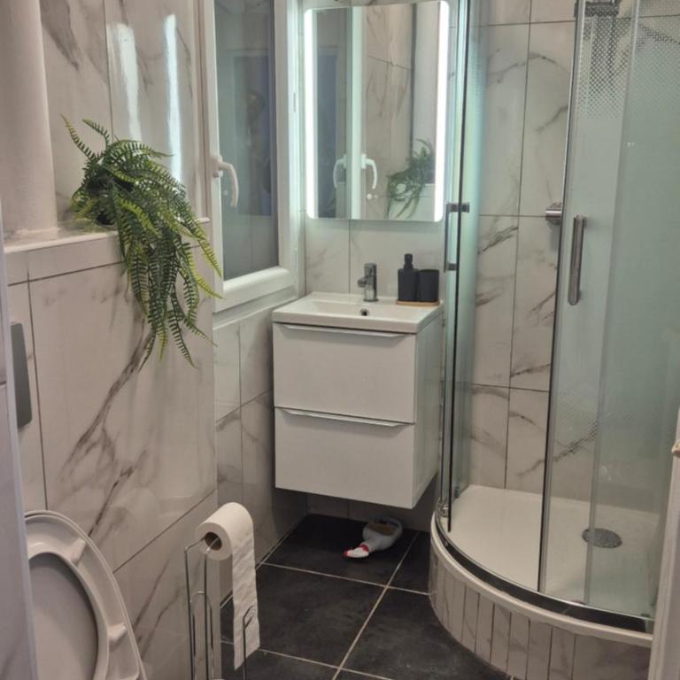 LE COCON Cozy studio, parking, stadium, and shops - Appartamento con 2 Camere da Letto - 29