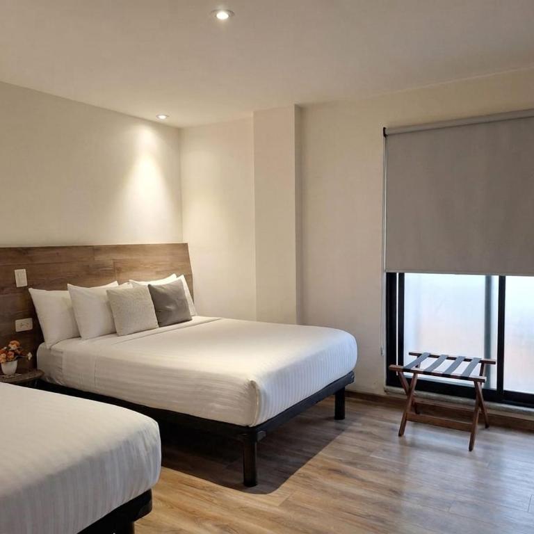 ROOM Hotel & Suites - Habitación Triple con balcón - 4