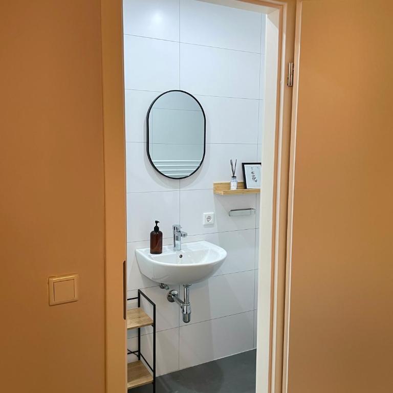 City Cube, 13 sqm, newly renovated - Apartment mit 1 Schlafzimmer - 17