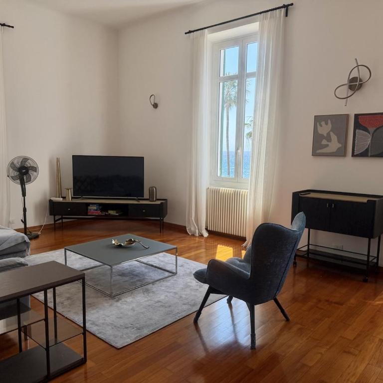 HOST4U - Luxury Beautiful Two Bedrooms Apartment front Beaches in Imperia, Casa Catalina - Apartment mit 2 Schlafzimmern und Meerblick - 5