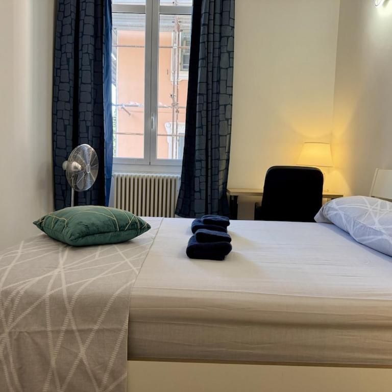 HOST4U - Luxury Beautiful Two Bedrooms Apartment front Beaches in Imperia, Casa Catalina - Apartment mit 2 Schlafzimmern und Meerblick - 17