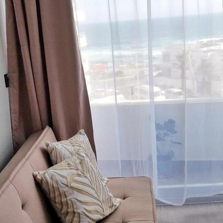 Pacifico dpto frente al mar en peninsula Cavancha - One-Bedroom Apartment - 3