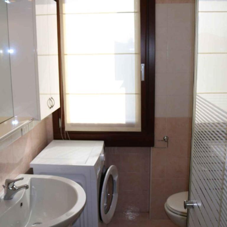 Apartment with A - C in Lazise-Gardasee 57740 - Appartamento - 24