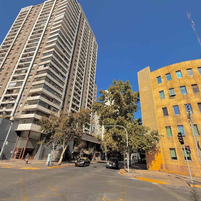 Amplio y cómodo Departamento en el Corazón de Santiago con estacionamiento gratis - Apartamento de 2 dormitorios - 26