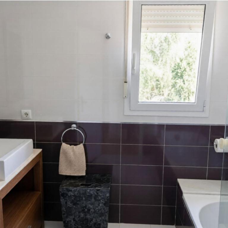 Vista Portet, sleeps 10, Private Pool, Sea Views, Squash, 1 km from El Portet beach - Villa - 22