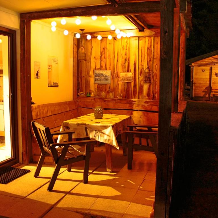 Panorama-Ferienwohnung Isser - Apartment mit 2 Schlafzimmern und Bergblick - 14