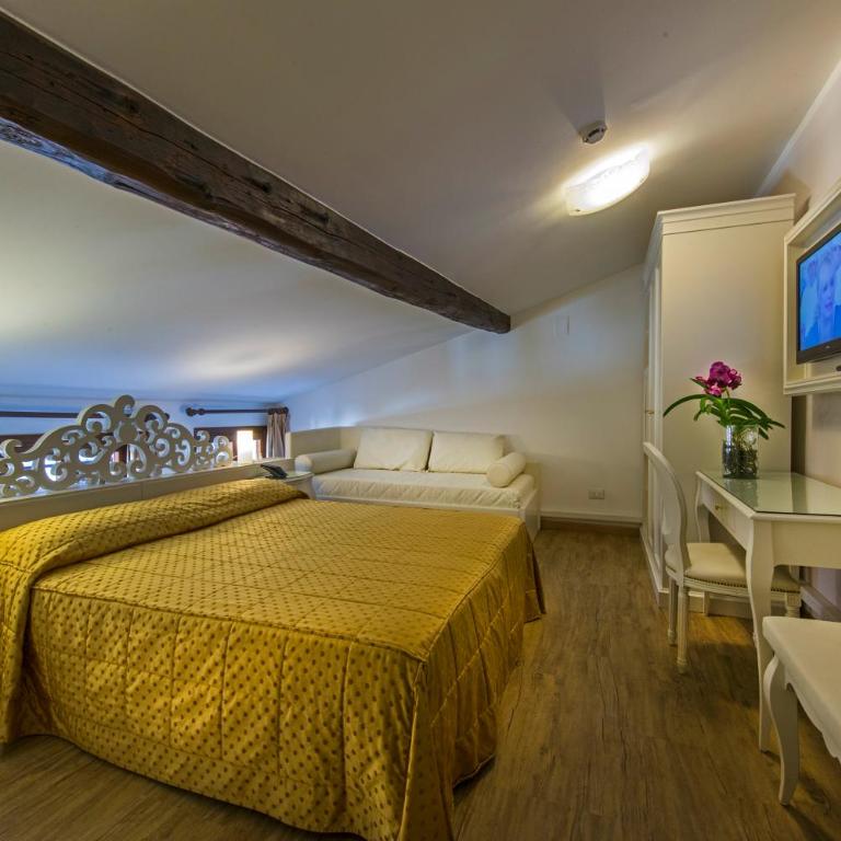 Hotel Vivit ***S - Camera Economy Matrimoniale/Doppia con Letti Singoli - Mansarda - 1