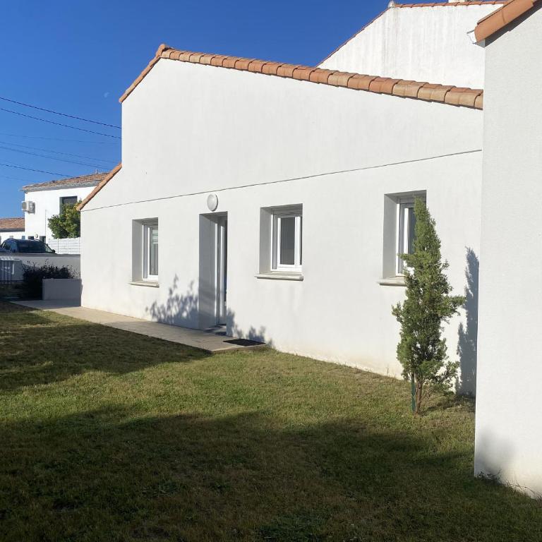 Maison neuve au centre de La Tranche-sur-Mer: WiFi, parking, proche plage et commerces - FR-1-22-355 - Casa - 16