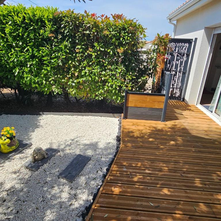 Maison de plain-pied jardin calme - 6 pers. - FR-1-71-112 - Casa - 30