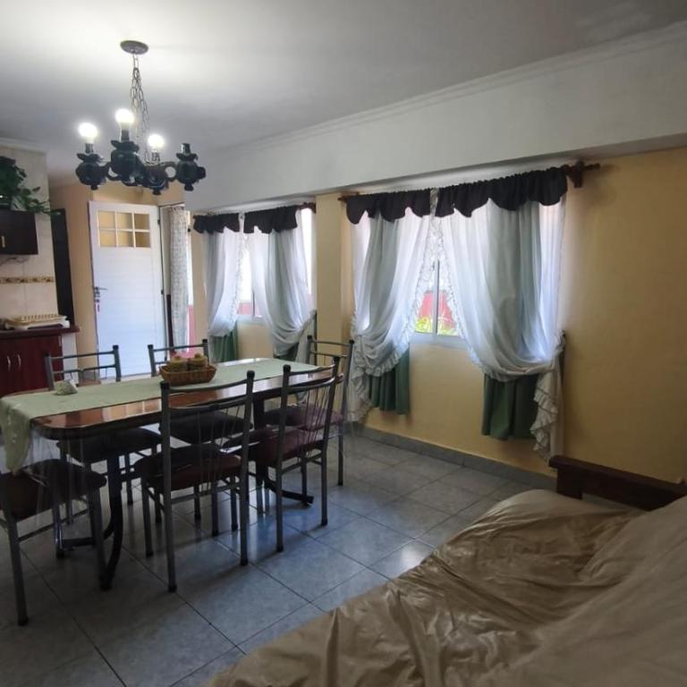 Departamento muy amplio y comodo - Casa de 2 dormitorios - 6