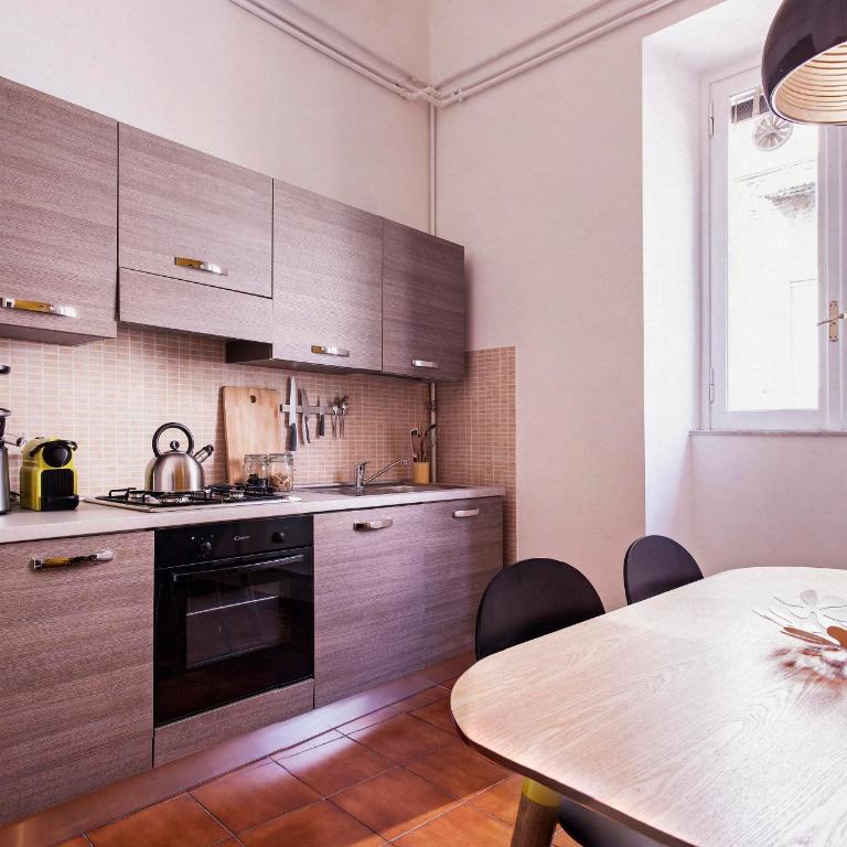 TrastevereHome - Colorful and Relaxing Apartment in Trastevere - Appartamento con 2 Camere da Letto - 2