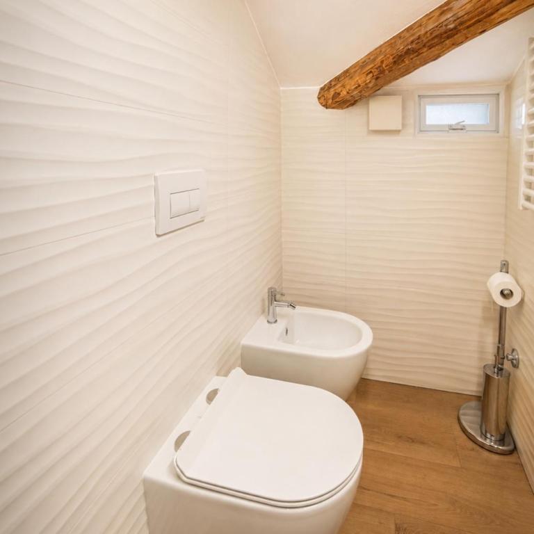 Una Baita nel Centro di Pescara con Parcheggio Privato - Palazzo Carolina - One-Bedroom Apartment - 8