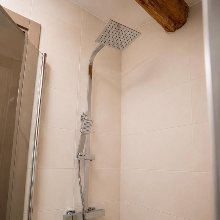 Una Baita nel Centro di Pescara con Parcheggio Privato - Palazzo Carolina - One-Bedroom Apartment - 7