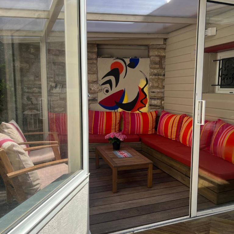 Charming apartment city center-Grande Plage 5 min walking - Appartement 2 Chambres - 35