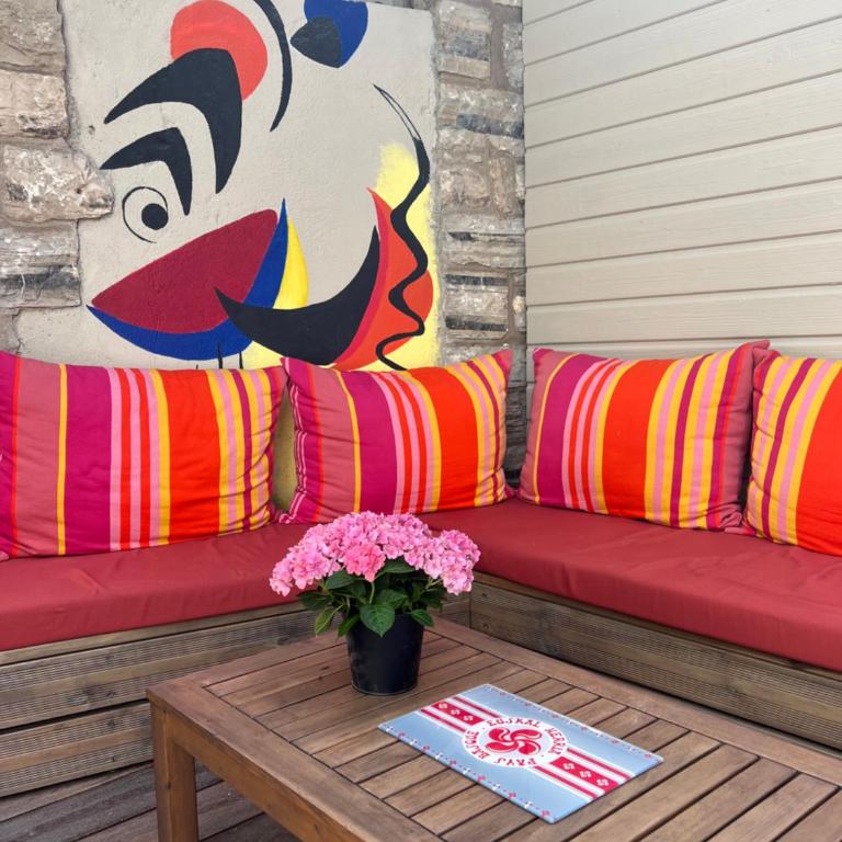 Charming apartment city center-Grande Plage 5 min walking - Appartement 2 Chambres - 25