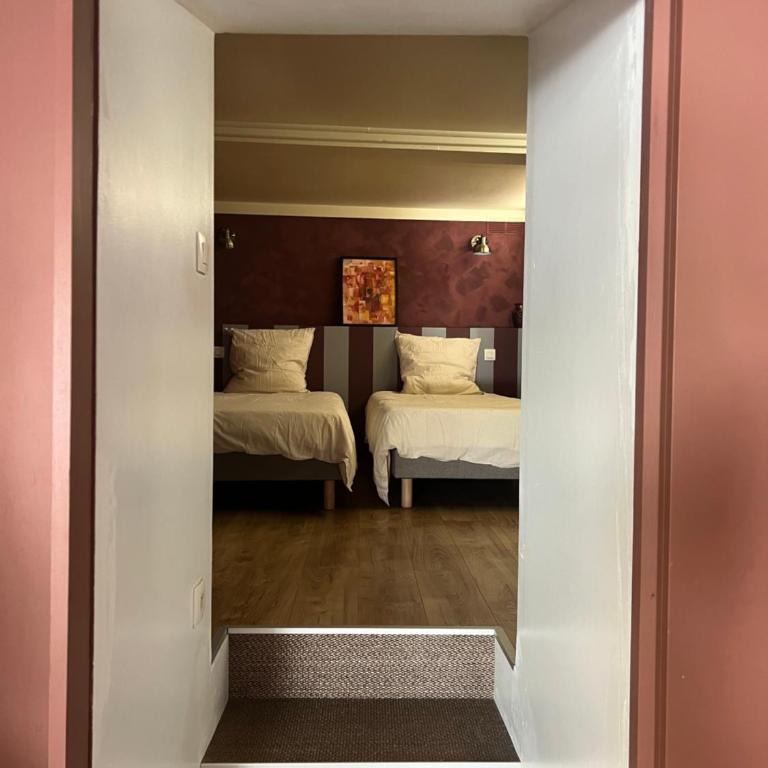 Charming apartment city center-Grande Plage 5 min walking - Appartement 2 Chambres - 29